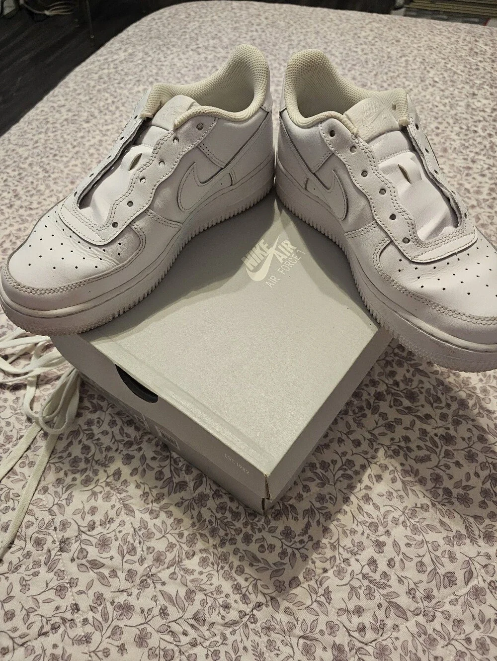 Nike classic white